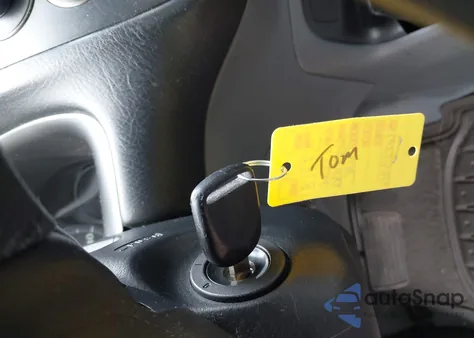 2004 Honda Civic Vp from USA, damaged, VIN 2HGES16374H621326